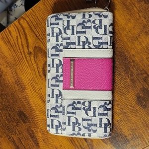 Dana Buchman wallet